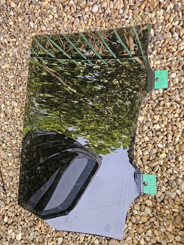 Audi rear window glass - q7, n/s