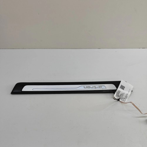 Audi front right - 4m,