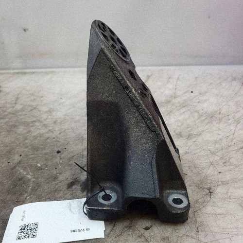 Audi right engine mount - right,