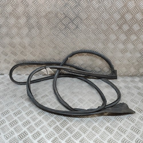 Audi rubber seal r t - q7,