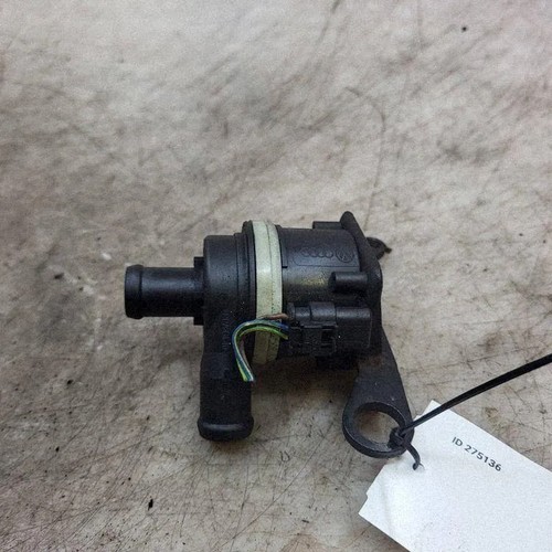 Audi auxiliary water - q7,